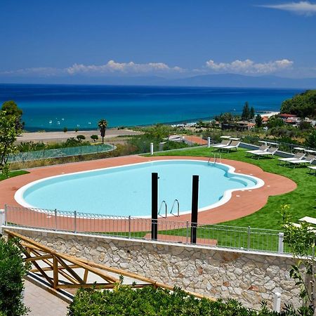 Residence New Paradise Тропеа Екстериор снимка