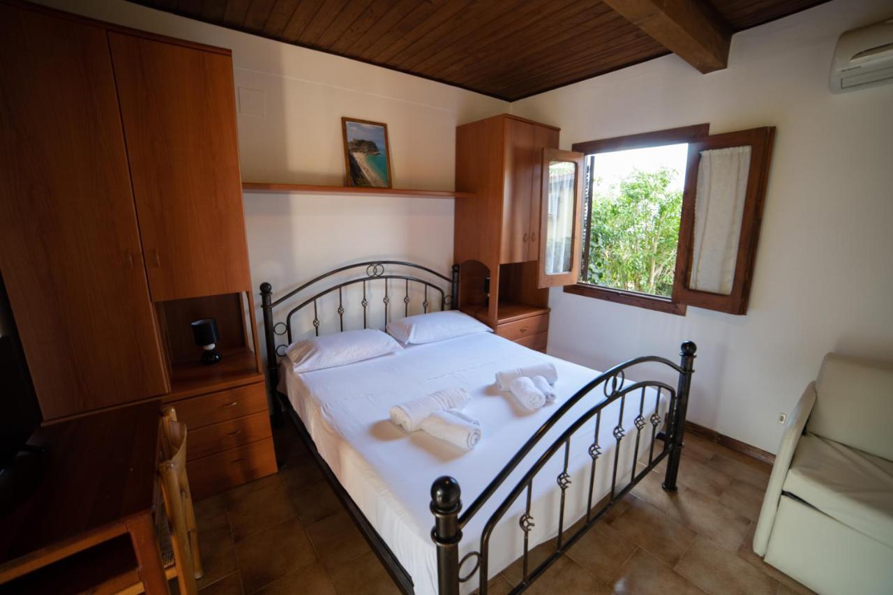 Residence New Paradise Тропеа Екстериор снимка