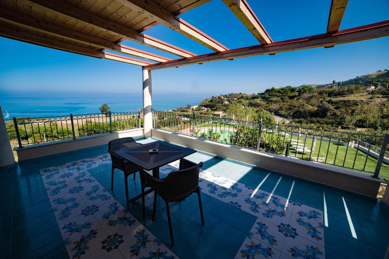 Residence New Paradise Тропеа Екстериор снимка