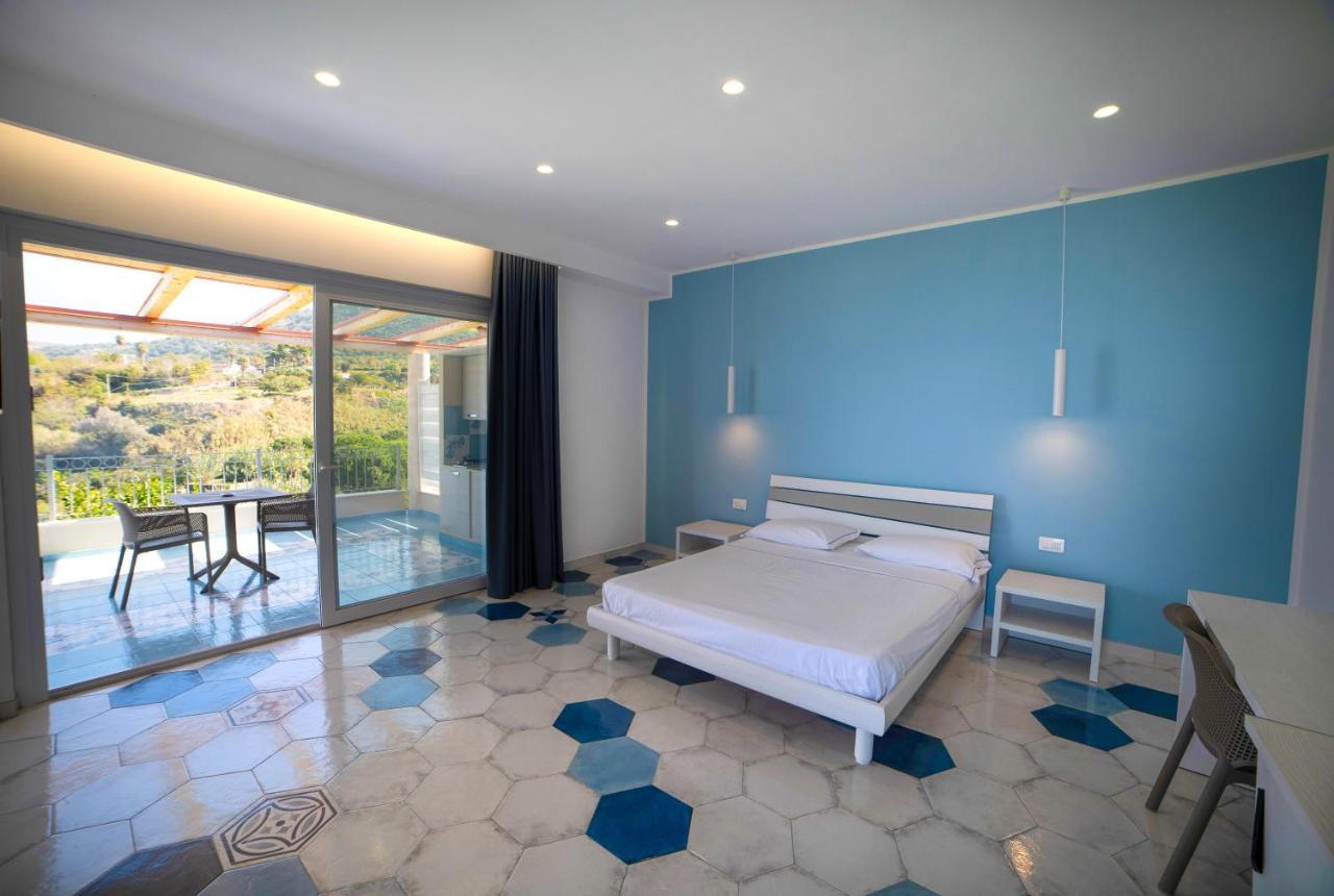 Residence New Paradise Тропеа Екстериор снимка