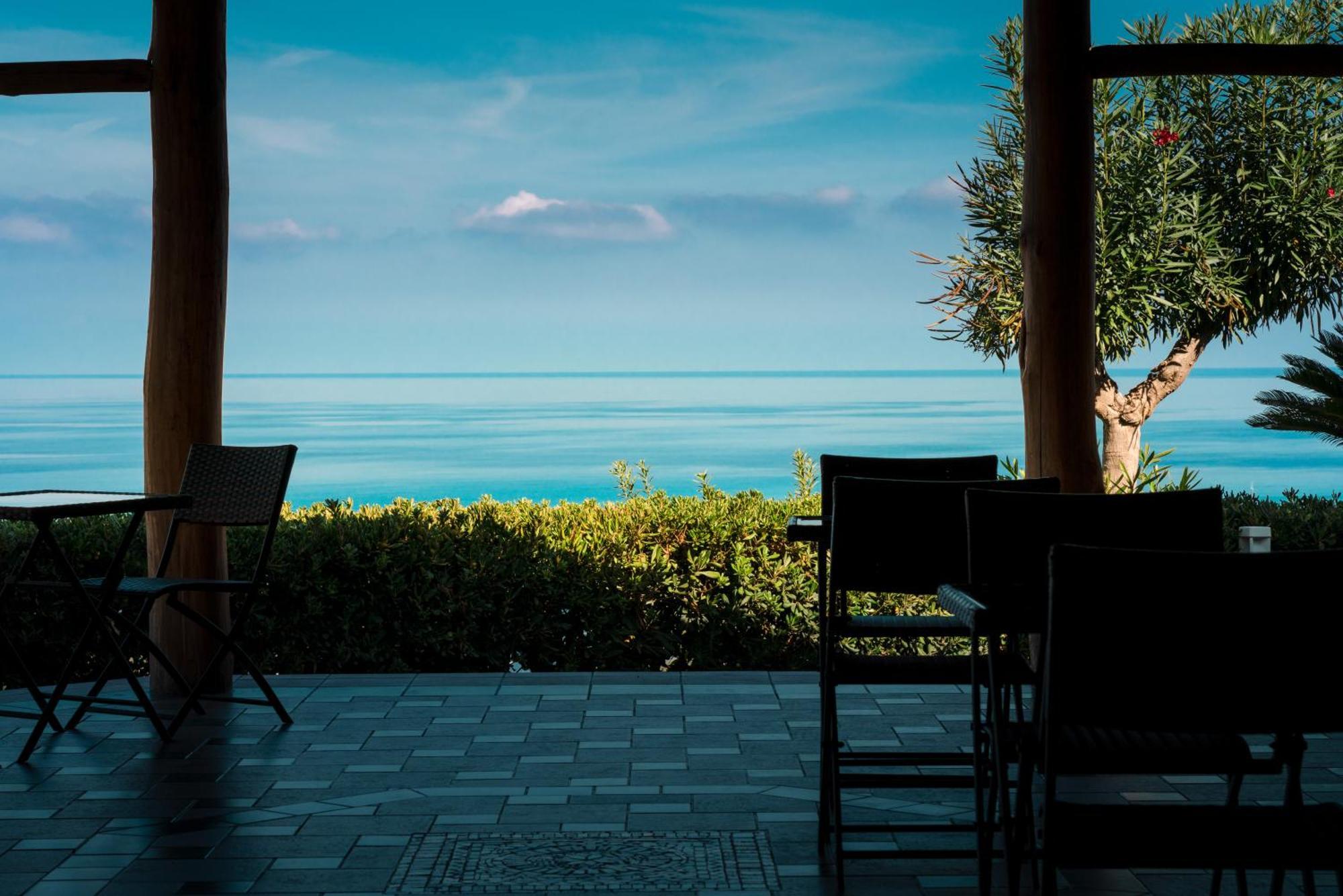 Residence New Paradise Тропеа Екстериор снимка