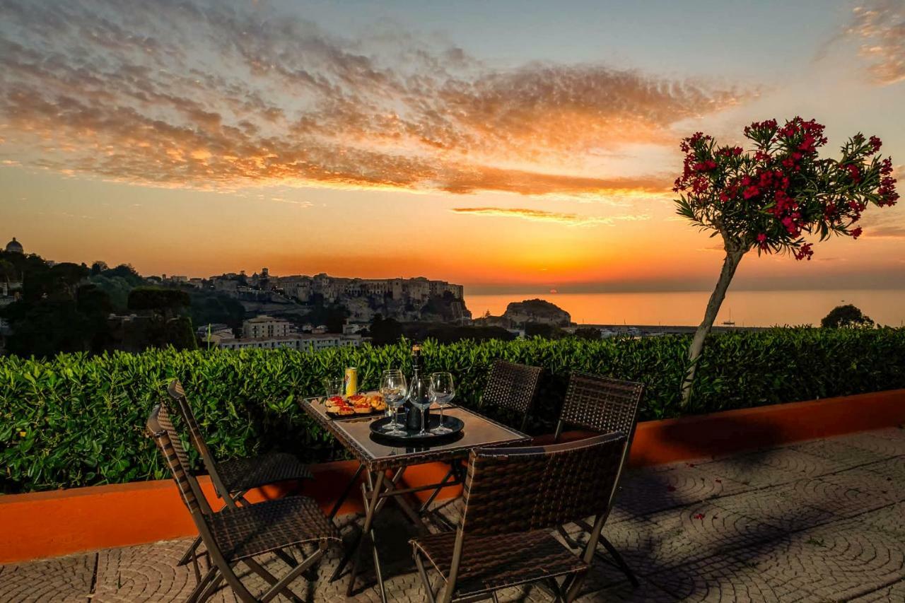Residence New Paradise Тропеа Екстериор снимка